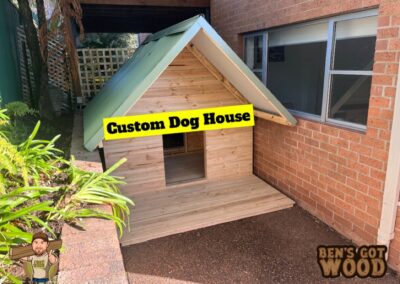 Dog house custom built by wood.